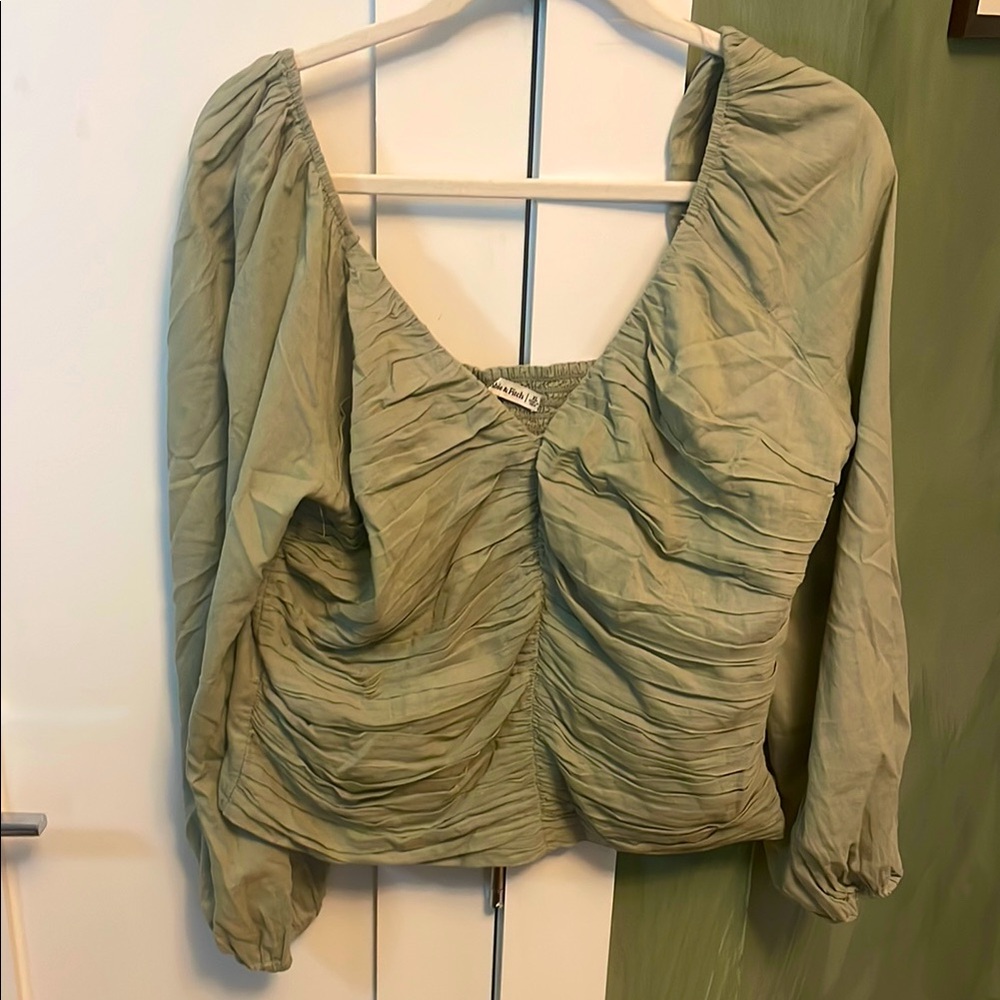 Women's Green Ruched Top